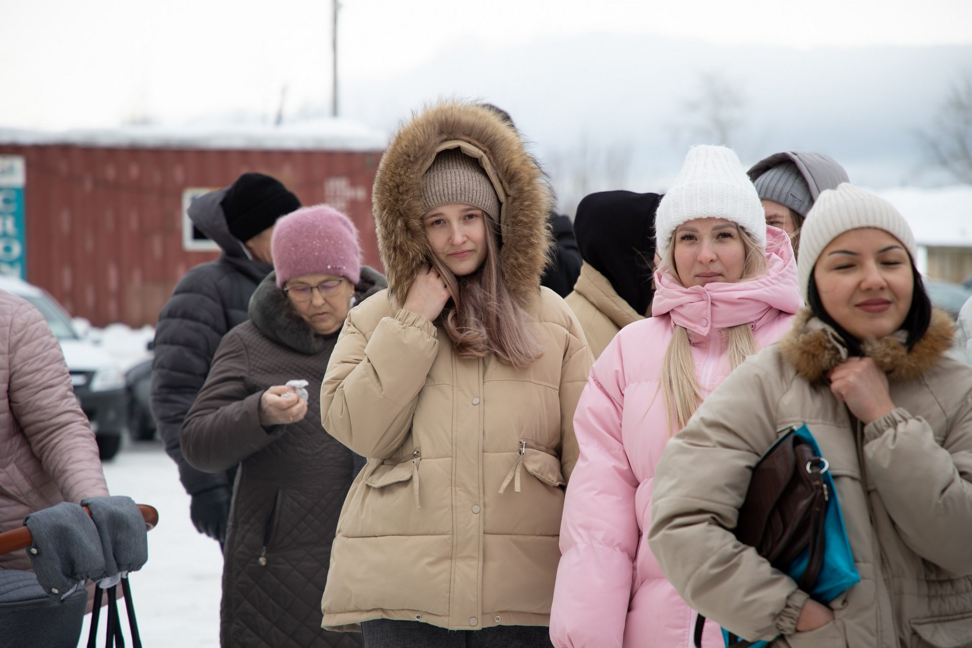 Ключи от новых квартир в Карпинске получили 65 детей-сирот | 05.03.2024 |  Карпинск - БезФормата